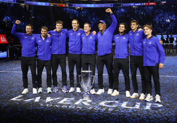 2026 Laver Cup, day three, O2 Arena, London,27 09 2026 Team Europe celebrate with the Laver Cup Trophy following their 13-5 victory over Team World in the 2026 Laver Cup at the O2 Arena, London London O2 Arena London GBR, UK NEWSPAPERS OUT Copyright: xMarkxGreenwoodx