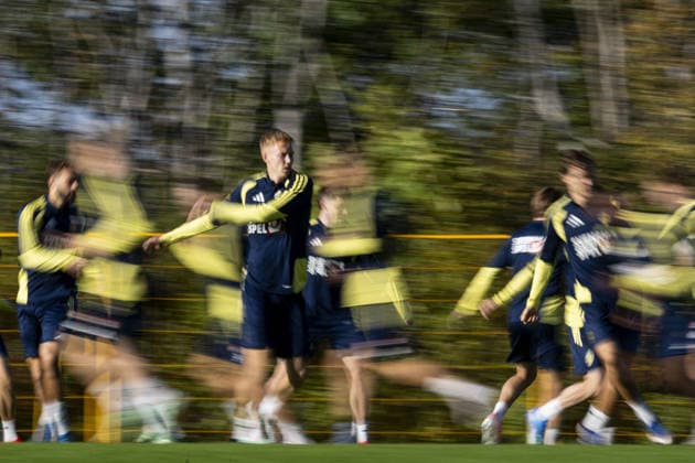 STOCKHOLM, SWEDEN - SEPTEMBER 27: Hugo Larsson of Sweden during the training session on Bosön ahead of the Nations league soccer game between Sweden and Poland on Strawberry Arena in Stockholm, Sweden on September 27. Copyright: xPhilipxKangasx xSPPx Sportspressphoto_SPR241245