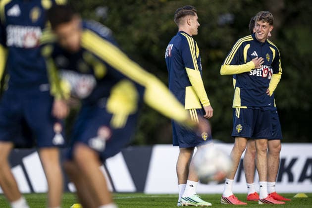 STOCKHOLM, SWEDEN - SEPTEMBER 27: Gustaf Lagerbielke of Sweden and Viktor Gyökeres of Sweden during the training session on Bosön ahead of the Nations league soccer game between Sweden and Poland on Strawberry Arena in Stockholm, Sweden on September 27. Copyright: xPhilipxKangasx xSPPx Sportspressphoto_SPR241259