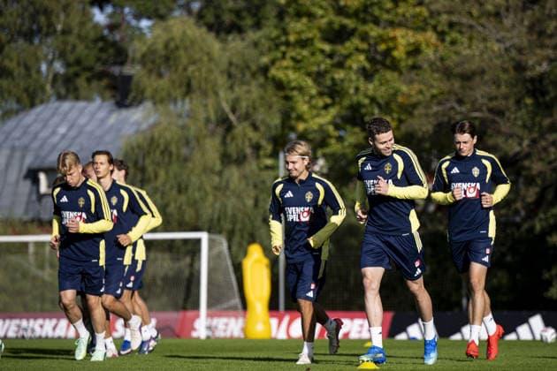 STOCKHOLM, SWEDEN - SEPTEMBER 27: Players of Sweden during the training session on Bosön ahead of the Nations league soccer game between Sweden and Poland on Strawberry Arena in Stockholm, Sweden on September 27. Copyright: xPhilipxKangasx xSPPx Sportspressphoto_SPR241271