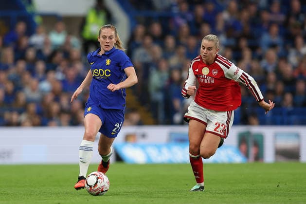 RECORD DATE NOT STATED 27th September 2026; Stamford Bridge, London, England; Womens Super League Football, Chelsea versus Arsenal; Keira Walsh of Chelsea and Alessia Russo of Arsenal KatiexChan