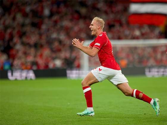 RECORD DATE NOT STATED Football - UEFA Nations League - Group A4 - Denmark v Wales COPENHAGEN, DENMARK - Sunday, September 27, 2026: Denmark s Gustav Isaksen celebrates after scoring the second goal during the UEFA Nations League Group A4 Matchday 2 match between Denmark and Wales at the Parken Stadium. Denmark won 2-0. (Photo by Amanda McMaster Propaganda) COPENHAGEN Parken Stadium COPENHAGEN DENMARK  Copyright: xAmandaxMcMasterx 2026-09-27-Denmark_v_Wales-026