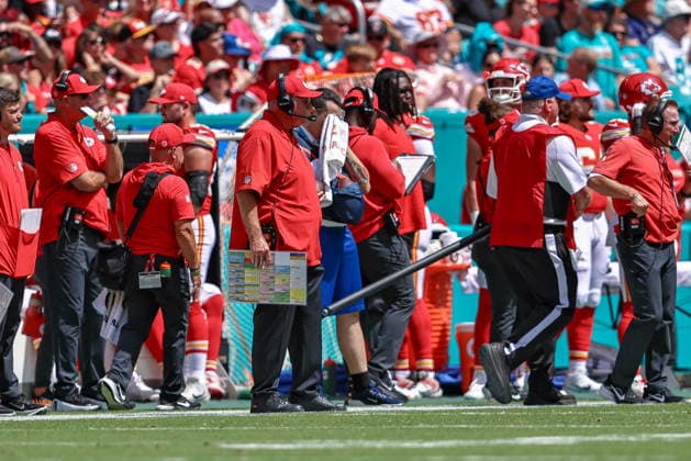 MIAMI GARDENS, FL - SEPTEMBER 27: Head Coach Andy Reid of Kansas City Chiefs looks on during a NFL, American Football Herren, USA game between the Kansas City Chiefs and the Miami Dolphins, on Sunday September 27, 2026, at Hard Rock Stadium in Miami Gardens, FL.(Photo by Chris Arjoon Icon Sportswire). NFL: SEP 27 Chiefs at Dolphins EDITORIAL USE ONLY Icon2609270000009