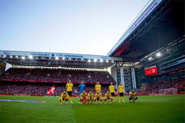 RECORD DATE NOT STATED Football - UEFA Nations League - Group A4 - Denmark v Wales COPENHAGEN, DENMARK - Sunday, September 27, 2026: Wales players line-up for a team group, Mannschaftsbild, Totale photograph before the UEFA Nations League Group A4 Matchday 2 match between Denmark and Wales at the Parken Stadium. Denmark won 2-0. Back row L-R: Kieffer Moore, goalkeeper Danny Ward, Chris Mepham, Ethan Ampadu, Brennan Johnson. Front row L-R: Neco Williams, Ben Davies, Connor Roberts, Charlie Savage, Daniel James, Sorba Thomas. (Photo by Amanda McMaster Propaganda) COPENHAGEN Parken Stadium COPENHAGEN DENMARK  Copyright: xAmandaxMcMasterx 2026-09-27-Denmark_v_Wales-049
