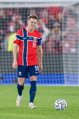 September 27, 2026: Martin Odegaard of Norway looks dejected after the 0-1 loss during the Nations League soccer match between Norway and Portugal on September 27, 2026 in Oslo. Photo by Marius Simensen, BILDBYRAN COP 238 VG1010 bbeng soccer football fotball Nations League international match Norway Portugal depp  Copyright: MARIUSxSIMENSEN BB260927ZQ026