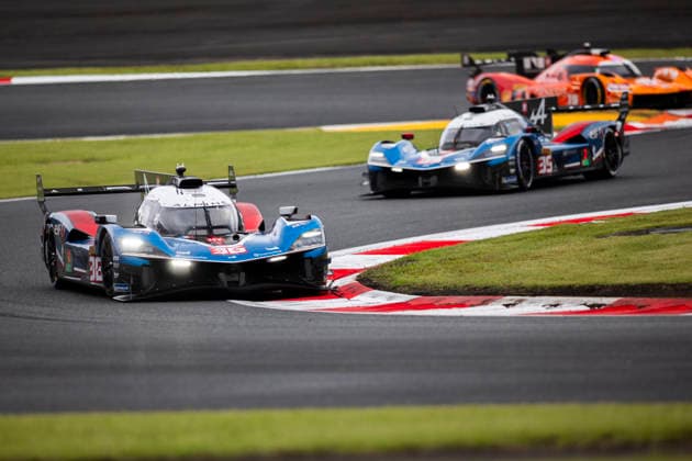 FIA WEC - 6 HOURS OF FUJI 2026 36 GOUNON Jules (fra), MARTINS Victor (fra), Alpine Endurance Team, Alpine A424 36, Hypercar, 35 HABSBURG Ferdinand (aut), MILESI Charles (fra), Alpine Endurance Team, Alpine A424 35, Hypercar, 19 CHATIN Paul-Loup (fra), JAMINET Mathieu (fra), JUNCADELLA Daniel (esp), Genesis Magma Racing, Genesis GMR-001 19, Hypercar, action during the 6 Hours of Fuji 2026, 6th round of the 2026 FIA World Endurance Championship, from September 25 to 27, 2026 on the Fuji Speedway in Oyama, Shizuoka, Japan - OyamaJapan Copyright: xTHOMASxFENETREx