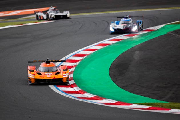 FIA WEC - 6 HOURS OF FUJI 2026 17 DERANI Pipo (bra), JAUBERT Mathys (fra), LOTTERER Andrà (ger), Genesis Magma Racing, Genesis GMR-001 17, Hypercar, 15 MAGNUSSEN Kevin (dnk), MARCIELLO Raffaele (swi), VANTHOOR Dries (bel), BMW M Team WRT, BMW M Hybrid V8 15, Hypercar, 94 DUVAL Loïc (fra), JAKOBSEN Malthe (dnk), POURCHAIRE Thà o (fra), Peugeot TotalEnergies, Peugeot 9X8 94, Hypercar, action during the 6 Hours of Fuji 2026, 6th round of the 2026 FIA World Endurance Championship, from September 25 to 27, 2026 on the Fuji Speedway in Oyama, Shizuoka, Japan - OyamaJapan Copyright: xTHOMASxFENETREx