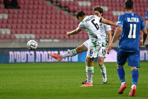 IPA89044250 - Jayson Molumby (Ireland) during the Nations League phase, Matchday 2 between Israel and Ireland on September 27, 2026, at the Puskas Arena in Budapest, Hungary  Copyright: xVincenzoxOrlando IPAxSportx xx IPA89044250