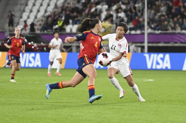 SOCCER - FIFA World Cup, WM, Weltmeisterschaft, Fussball - FIFA WORLD CUP - U-20 Women? - Spain vs. DPR Korea Photo by IPA ABACAPRESS.COM89040707 - Silvia Cristobal (ESP) and Kyong Ho (PRK) during the FIFA U-20 Women s World Cup final between Spain and North Korea, held in Lodz, Poland, on September 27, 2026 Lodz Poland  Copyright: xIPAxSport ABACAx