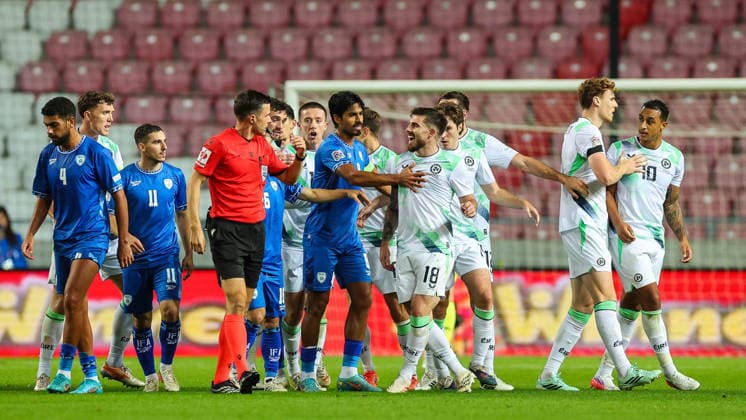 UEFA Nations League Group Stage, Nagyerdei Stadion, Debrecen, Hungary 27 9 2026 Israel vs Republic of Ireland Tempers flare between both sides Tempers flare between both sides 27 9 2026  Copyright: xx RB1_8983