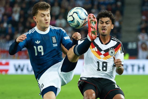 UEFA Nations League, Matchday 26-27: Germany vs. Greece on September 27, 2026, at the WWK Arena in Augsburg; Konstantinos Karetsas (Greece, 19) and Nathaniel Brown (Germany, 18) battle for the ball MH