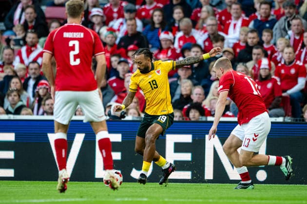 Denmark v Wales, UEFA Nations League, Copenhagen, Denmark Copenhagen, Denmark. 27th, September 2026. Sorba Thomas (19) of Wales seen during the UEFA Nations League match between Denmark and Wales at Parken in Copenhagen. Denmark, Copenhagen, Parken  Copyright: xGonzalesxPhoto TobiasxJorgensenx
