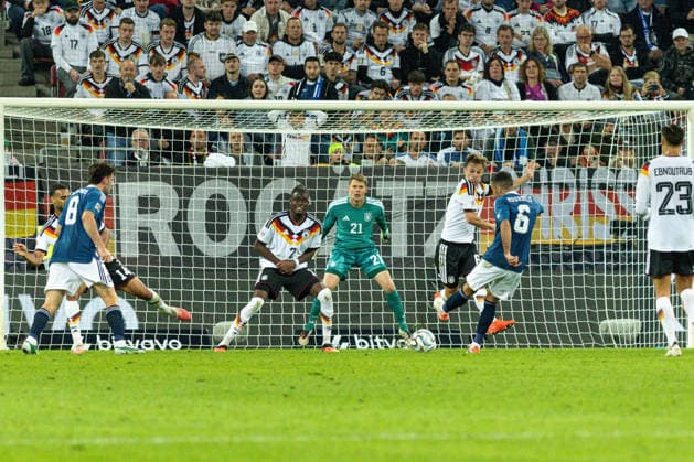 Germany vs. Greece, UEFA Nations League, Matchday 2, 2026–27 Season, WWK Arena Augsburg. Shot by Dimitris Kourbelis, Greece, 6, Alexander Nübel, Germany, 21, Yann Aurel Bisseck, Germany, 2, Joshua Kimmich, Germany, 6, Augsburg WWK Arena, Bavaria, Germany Copyright: xBenedictxChristx
