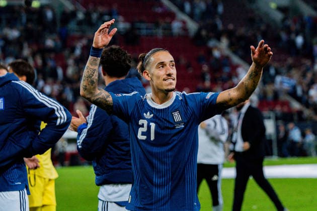Nations League, Group A, Matchday 2, Germany vs. Greece on September 27, 2026, at the WWK Arena in Augsburg; Konstantinos Tsimikas and Konstantinos Karetsas laugh with joy after the final whistle Copyright: xBahhoxKarax