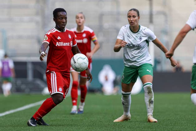 Bernadette Kakounan Amani of FC Bayern Munich in action, on the ball, making a solo run during the DFB Women s Cup match between Borussia Mönchengladbach and FC Bayern Munich at Borussia Park on September 27, 2026, in Mönchengladbach, Germany Photo by Oliver Kaelke, DeFodi Images Bernadette Kakounan Amani of FC Bayern Munich controls the ball during the DFB Women’s Cup match between Borussia Mönchengladbach and FC Bayern Munich at ista Borussia Park on September 27, 2026 in Mönchengladbach, Germany. Photo by Oliver Kaelke, DeFodi Images. DFB and DFL regulations prohibit any use of photographs as image sequences and or quasi-video. Photo by Oliver Kaelke, DeFodi Images.