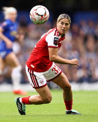 Chelsea gegen Arsenal Women, 27. September 2026, London Women’s Super League: Chelsea gegen Arsenal – Kyra Cooney (Arsenal) bei einer Flanke. Foto: Jacques Feeney. Abseits. London, Großbritannien  Copyright: xJacquesxFeeneyx xOffsidexOffside