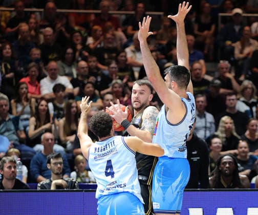 Elias Baggette, Rostock Seawolves; Felipe Haase, Basketball Löwen Braunschweig; Owen Klassen, Rostock Seawolves; Basketball, Men s, 2026–2027 Season, easyCredit Basketball Bundesliga, Basketball Löwen Braunschweig vs. Rostock Seawolves, 83–82