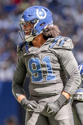 September 27, 2026, Indianapolis, Indiana, U.S: Indianapolis Colts defensive lineman JT Tuimoloau (91) celebrates after a tackle during the game between the Houston Texans and the Indianapolis Colts at Lucas Oil Stadium, Indianapolis, Indiana. NFL, American Football Herren, USA 2026 Colts 19-17 Texans  - ZUMAs304 20260927_zaf_s304_035 Copyright: xScottxStuartx
