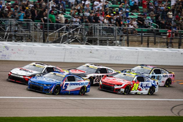 KANSAS CITY, KS - SEPTEMBER 27: Denny Hamlin ( 11 Joe Gibbs Racing Toyota) and Kyle Larson ( 5 Hendrick Motorsports Chevrolet) lead the field on a restart during the NASCAR, Motorsport, USA Cup Series Playoffs Hollywood Casino 400 on Sunday, September 27, 2026, at Kansas Speedway in Kansas City, KS. (Photo by Kyle Ocker Icon Sportswire) AUTO: SEP 27 NASCAR Cup Series Playoffs Hollywood Casino 400 EDITORIAL USE ONLY Icon260926015
