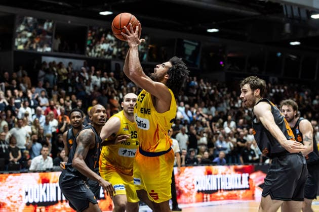 September 27, 2026, GER, BBL, easyCredit Basketball Bundesliga, Chemnitz, Niners Chemnitz vs. Phoenix Hagen (Trenton Gibson, Phoenix Hagen), 33, Chemnitz Messe, Chemnitz, Saxony, Germany
