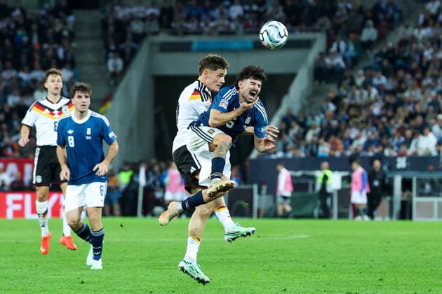 September 27, 2026, GER, Soccer, Men s, UEFA Nations League, League A, 2026–2027 Season, Matchday 2, Germany vs. Greece Florian Wirtz (Germany, No. 17), left; Panagiotis Retsos (Greece, No. 5), right; DFB and DFL regulations prohibit any use of photographs as image sequences and or quasi-video. Augsburg WWK Arena, Bavaria, Germany Copyright: xNordphoto Schneiderx