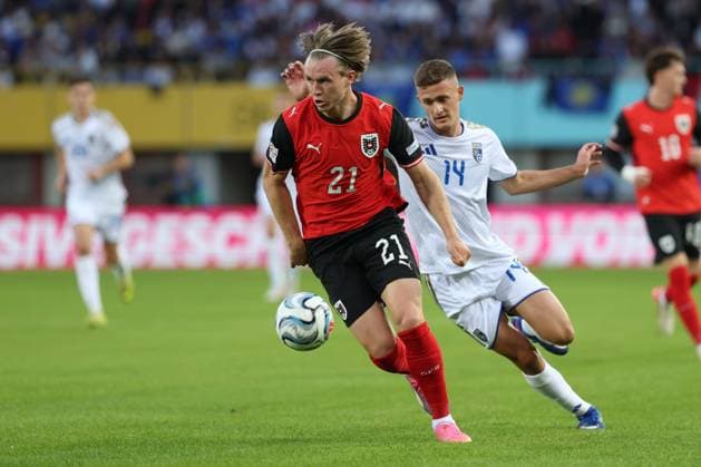 27.09.2026 - SOCCER - 2026 27 UEFA NATIONS LEAGUE, League B - Group B3, Round 2, Austria vs Kosovo Patrick Wimmer (Austria) is in action and Baton Zabergja (Kosovo) Vienna Ernst-Happel-Stadion Vienna Austria Copyright: xYigitxOermexYigitxOermex