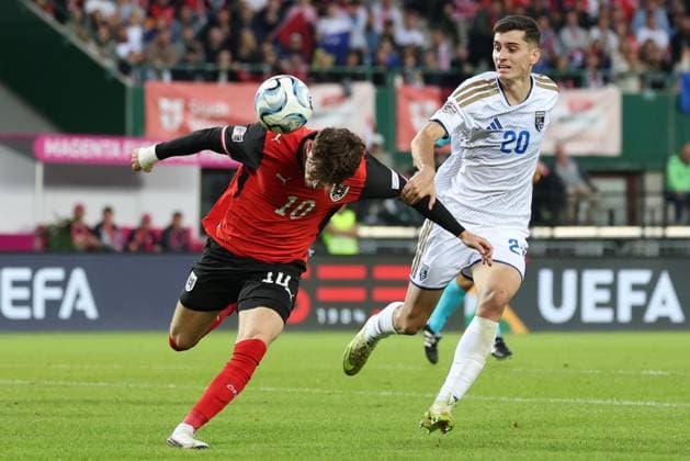 27.09.2026 - SOCCER - 2026 27 UEFA NATIONS LEAGUE, League B - Group B3, Round 2, Austria vs Kosovo Paul Wanner (Austria) and Veldin Hodza (Kosovo) in one-on-one Vienna Ernst-Happel-Stadion Vienna Austria Copyright: xYigitxOermexYigitxOermex