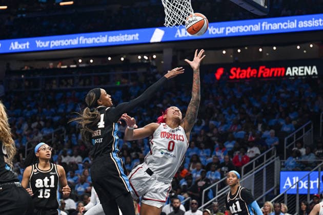 ATLANTA, GA - SEPTEMBER 27: Washington center Shakira Austin (0) drives to the basket during the WNBA, Basketball Damen, USA first round playoff game between the Washington Mystics and the Atlanta Dream on September 27th, 2026 at State Farm Arena in Atlanta, GA. (Photo by Rich von Biberstein Icon Sportswire) WNBA: SEP 27 Playoffs Washington Mystics at Atlanta Dream EDITORIAL USE ONLY Icon260927008