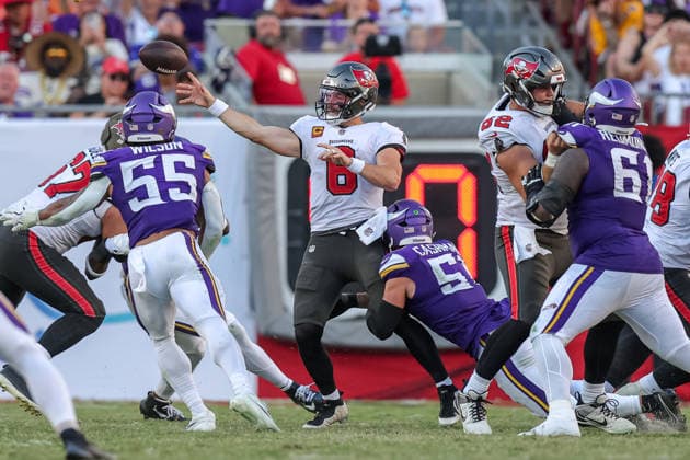 Sep 27, 2026; Tampa, FL, USA; Tampa Bay Buccaneers quarterback Baker Mayfield (6) attempts to throw a pass under pressure from Minnesota Vikings linebacker Blake Cashman (51) during an NFL, American Football Herren, USA football game between the Minnesota Vikings and Tampa Bay Buccaneers at Raymond James Stadium in Tampa, Florida. The Vikings defeated the Buccaneers 23-16. Mandatory Credit: Taylor McFee-Cal Media NFL 2026: Vikings Vs Buccaneers SEP 27  - ZUMAc04_ 20260927_zma_c04_095 Copyright: xTaylorxMcfeex