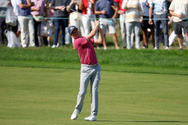 MEDINAH, IL - SEPTEMBER 27: Justin Thomas of the United States watches his approach shot from the No.15 fairway during the Sunday singles session of the Presidents Cup, September 27, 2026, at Medinah Country Club in Medinah, Illinois. (Photo by Matthew Maxey Icon Sportswire) GOLF: SEP 27 Presidents Cup EDITORIAL USE ONLY Icon260927071