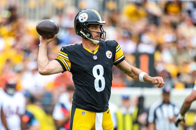 September 27, 2026, Pittsburgh, Pennsylvania, USA: Pittsburgh Steelers quarterback AARON RODGERS (8) throws a pass from the pocket during the NFL, American Football Herren, USA football game between the Pittsburgh Steelers and the Cincinnati Bengals in Pittsburgh, Pennsylvania. Pittsburgh USA - ZUMAg257 20260927_zsp_g257_040 Copyright: xBrentxGudenschwagerx