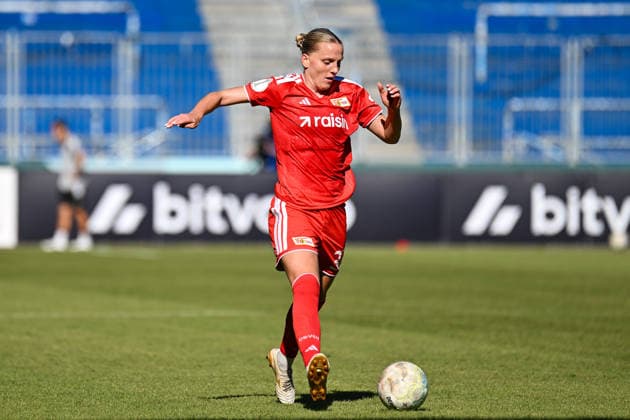 Soccer I Women I 2026–2027 Season I DFB Cup I 1. FC Magdeburg vs. 1. FC Union Berlin I September 27, 2026 Lina Hausicke 32, 1 FC Union Berlin with ball, cutout, close-up, portrait, single photo, single image, body, Magdeburg, Avnet Arena, Heinz Krügel Platz 1, Saxony-Anhalt, Germany Copyright: xLobeca InesxHähnelx