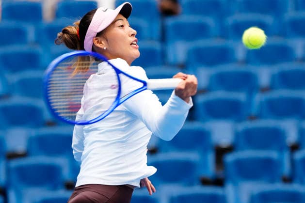 China Open - practice session in Beijing - 27 Sep 2026 Zheng Qinwen of China plays during a practice session ahead of China Open at the National Tennis Center. Beijing China Copyright: xPolyxFeix xSOPAxImagesx 20260928_3410_046