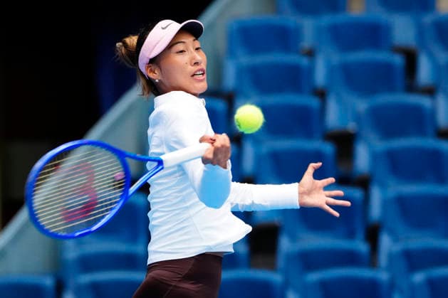 China Open - practice session in Beijing - 27 Sep 2026 Zheng Qinwen of China plays during a practice session ahead of China Open at the National Tennis Center. Beijing China Copyright: xPolyxFeix xSOPAxImagesx 20260928_3421_047