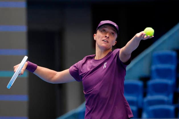 September 27, 2026, Beijing, China: Iga Swiatek of Poland plays during a practice session ahead of China Open at the National Tennis Center. Beijing China - ZUMAs197 20260927_aaa_s197_362 Copyright: xPolyxFeix