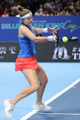 (260928) -- SHENZHEN, Sept. 28, 2026 -- Karolina Muchova of the Czech Republic competes against Anhelina Kalinina of Ukraine during the final match between Ukraine and the Czech Republic at the 2026 Billie Jean King Cup Finals in Shenzhen, south China s Guangdong Province, Sept. 27, 2026. ) (SP)CHINA-SHENZHEN-TENNIS-BILLIE JEAN KING CUP-FINAL (CN) LiangxXu 