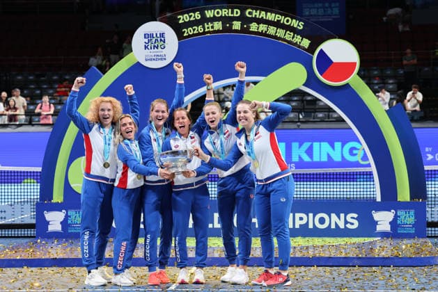 (260928) -- SHENZHEN, Sept. 28, 2026 -- Members of Team the Czech Republic celebrate after the final match between Ukraine and the Czech Republic at the 2026 Billie Jean King Cup Finals in Shenzhen, south China s Guangdong Province, Sept. 27, 2026. ) (SP)CHINA-SHENZHEN-TENNIS-BILLIE JEAN KING CUP-FINAL (CN) LiangxXu 