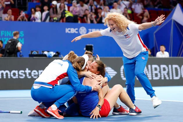 Marie Bouzkova, Karolina Muchova, Sara Bejlek, Linda Noskova, non-playing captain Barbora Strycova, and Katerina Siniakova celebrate their victory in the final match against Ukraine in the 2026 Billie Jean King Cup, September 27, 2026, Shenzhen, China. (CTKxPhoto PavelxLebeda) CTKPhotoF202609280002401  CTKPhotoF202609280002401