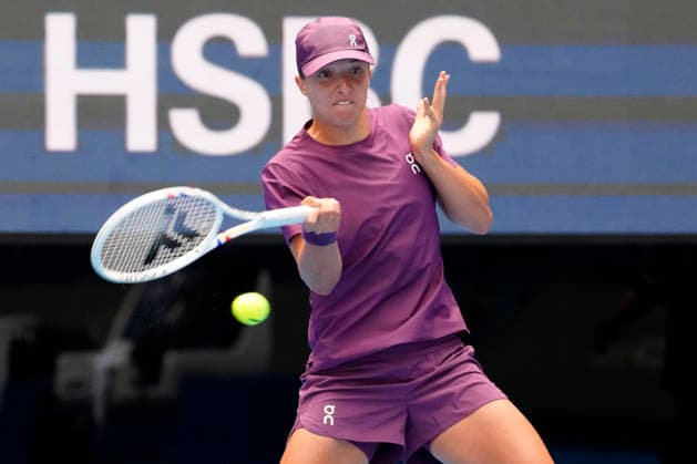September 27, 2026, Beijing, China: Iga Swiatek of Poland plays during a practice session ahead of China Open at the National Tennis Center. Beijing China - ZUMAs197 20260927_aaa_s197_339 Copyright: xPolyxFeix