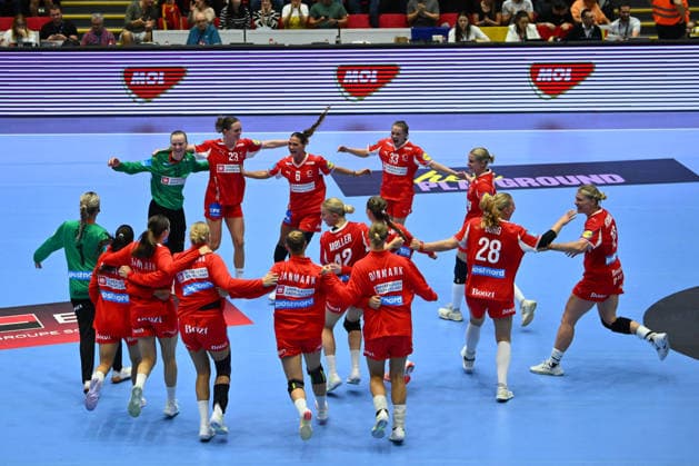 Norway v Denmark - EURO CUP Women 2026 Denmark players react during the EHF Euro Cup Women 2026 Finals game between Hungary and Romania in Bucharest, Romania, on September 27, 2026. Bucharest Romania  Copyright: xAlexxNicodimx originalFilename:nicodim-norwayde260927_npgJl.jpg