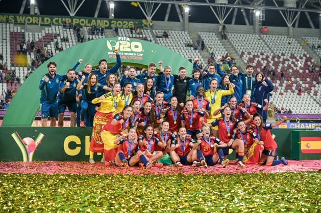 Spain v DPR Korea - FIFA U-20 Women s World Cup Final Spanish players celebrate winning the U20 World Cup after the final match against DRP Korea at Stadion Miejski in Lodz, Poland, on September 27, 2026. Lodz Poland  Copyright: xAndreaxxAmatox originalFilename:amato-fifau20w260927_np5uv.jpg