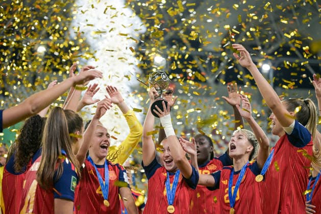Spain v DPR Korea - FIFA U-20 Women s World Cup Final Spanish players celebrate winning the U20 World Cup after the final match against DRP Korea at Stadion Miejski in Lodz, Poland, on September 27, 2026. Lodz Poland  Copyright: xAndreaxxAmatox originalFilename:amato-fifau20w260927_npOc4.jpg