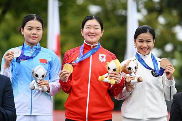 (L-R) LIAO Wanyi (CHN), Sae Hatakeyama (JPN), SETYOBUDI Jasmine Azzahra (INA), SEPTEMBER 28, 2026 - Cycling : Women s BMX Racing award ceremony at NAGOYA KEIRIN BMX during the Asian Games Aichi-Nagoya 2026 in Aichi, Japan. Noxthirdxpartyxsales  aflo_351608595 KenjiroxMatsuox