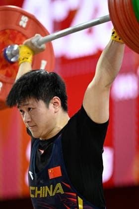 (260928) -- NAGOYA, Sept. 28, 2026 -- Chen Shunnan of China competes during the men s 85kg final of weightlifting at the 20th Asian Games Aichi-Nagoya 2026 in Nagoya, Japan, Sept. 28, 2026. ) (SP)JAPAN-NAGOYA-ASIAN GAMES-WEIGHTLIFTING-MEN S 85KG-FINAL YuxYang 