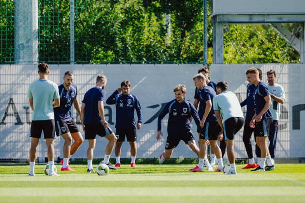 SOCCER - NL, IRL vs AUT VIENNA,AUSTRIA,28.SEP.26 - SOCCER - UEFA Nations League, group stage, OEFB international match, Länderspiel, Nationalmannschaft Ireland vs Austria, preview, training team AUT. Image shows the team of Austria.  GEPAxpictures xAlexanderxSolc