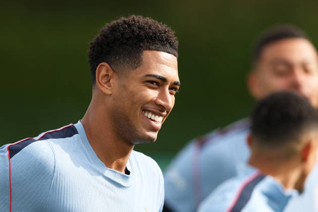 England MD-1 Training, Nations League Jude Bellingham of England smiles during the England MD-1 training session ahead of the 2026 27 UEFA Nations League Group A3 match vs Czech Republic at Tottenham Hotspur Training Ground, Enfield, England on 28 September 2026 Credit: Tiego Grenho Every Second Media Editorial use only. All images are copyright Every Second Media Limited. No images may be reproduced without prior permission. Copyright: xIMAGO EveryxSecondxMediax ESM-2191-0013 TiegoxGrenhox xEveryxSecondxMediax