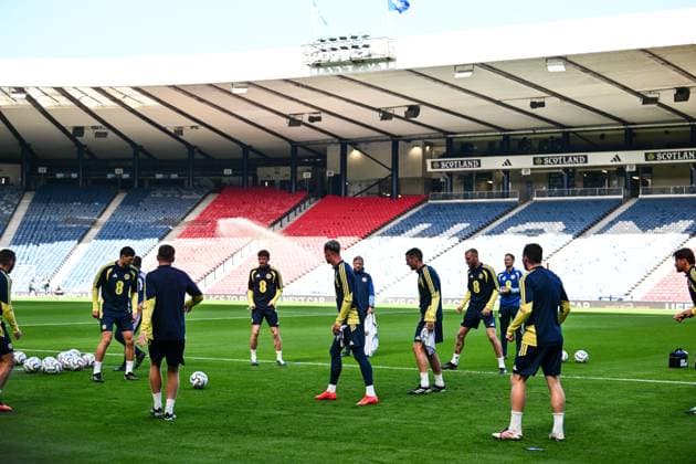 Scotland players take part in a training session ahead of the UEFA Nations League League B, Group E match between Scotland and Switzerland at Barclay s Hampden on Monday 28th September 2026. Scotland Team Training and press conference, PK, Pressekonferenz Football, Barclays Hampden Stadium, Glasgow, Scotland, UK - 28 Sep 2026Glasgow Barclays Hampden Scotland United Kingdom  Copyright: xAndyxBuchanan Shutterstockx 17173296d