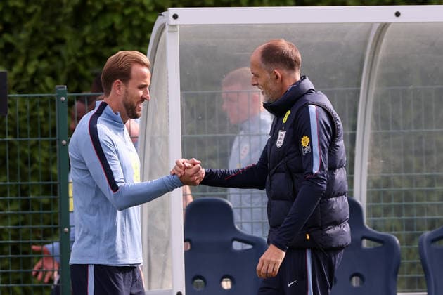 Harry Kane of England with Thomas Tuchel manager of England during their training a session at Tottenham Hotspur Training Ground, Enfield. Picture date: 28th September 2026. Picture credit should read: David Klein Sportimage EDITORIAL USE ONLY. No use with unauthorised audio, video, data, fixture lists, club league logos or live services. Online in-match use limited to 120 images, no video emulation. No use in betting, games or single club league player publications. SPI_020_DK_England_Training SPI-5048-0020