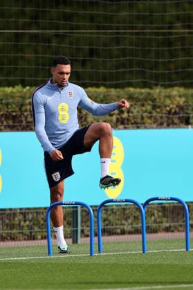 Trent Alexander-Arnold of England during their training a session at Tottenham Hotspur Training Ground, Enfield. Picture date: 28th September 2026. Picture credit should read: David Klein Sportimage EDITORIAL USE ONLY. No use with unauthorised audio, video, data, fixture lists, club league logos or live services. Online in-match use limited to 120 images, no video emulation. No use in betting, games or single club league player publications. SPI_037_DK_England_Training SPI-5048-0037