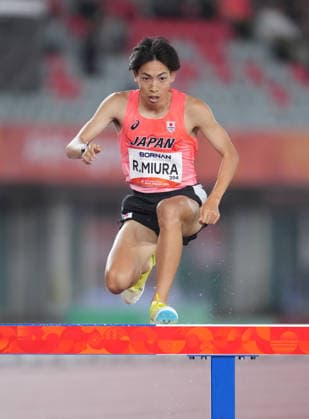 (260928) -- NAGOYA, Sept. 28, 2026 -- Miura Ryuji of Japan competes during the men s 3000m steeplechase final of Athletics at the 20th Asian Games Aichi-Nagoya 2026 in Nagoya, Japan, Sept. 28, 2026. ) (SP)JAPAN-NAGOYA-ASIAN GAMES-ATHLETICS-MEN S 3000M STEEPLECHASE-FINAL JiaxYuchen 